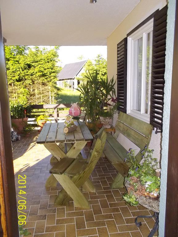 Haus Wastl Apartman Russbach am Pass Gschütt Kültér fotó