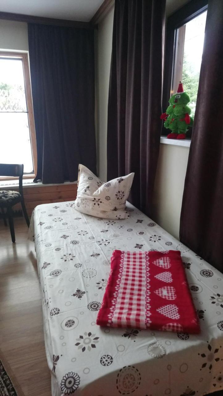 Haus Wastl Apartman Russbach am Pass Gschütt Kültér fotó
