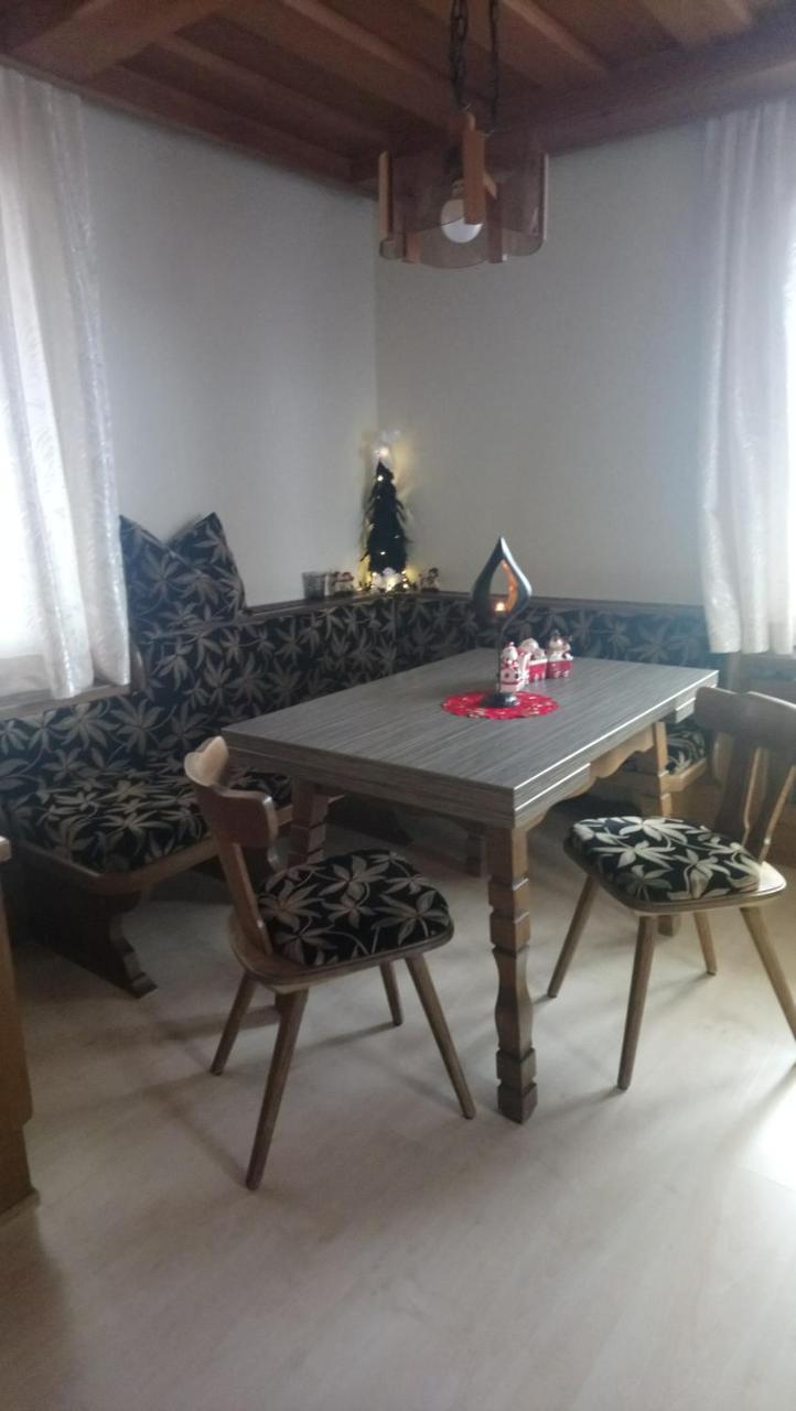 Haus Wastl Apartman Russbach am Pass Gschütt Kültér fotó